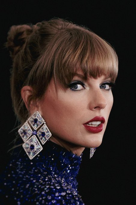 Gen_stephenj's tweet photo. 🚨BREAKING: If you could choose between a ticket to watch the next Starship launch here in Texas with me, or front row at a Taylor Swift concert with a meet and greet, which would you choose?

A) Taylor
B) Starship https://t.co/Nnc8k0jYh7