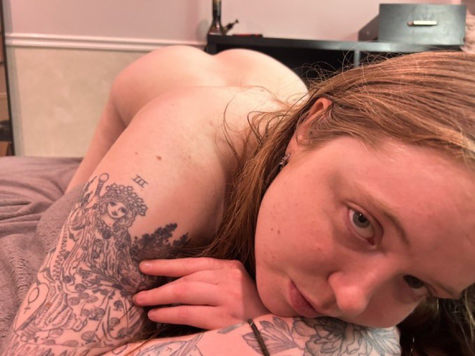 lovebugkg6v's tweet photo. Anyone down for car sex rn ? #buyingcontent #Michigan #detroit #dearborn #Lincolnpark #wyandotte #hamtramck #royaloak #ypsilanti #westland #livonia #plymouth #flint #flushing #detroitfreek #michiganmeet https://t.co/1KqTIuvWPu