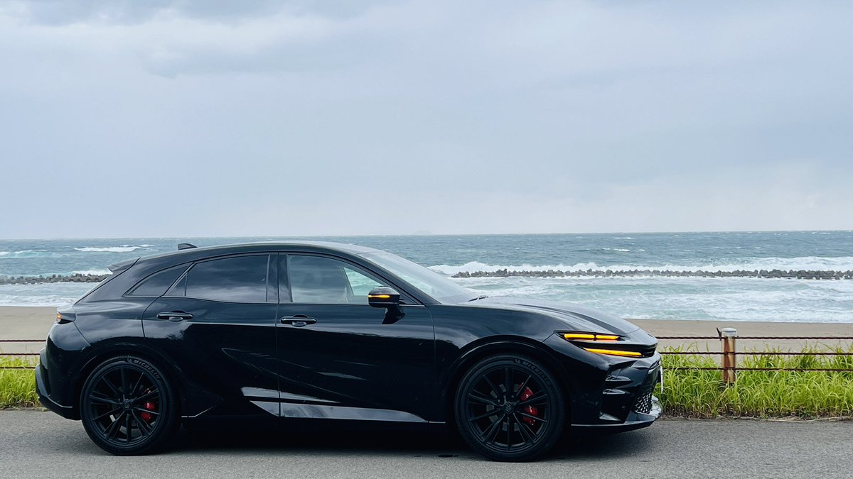 OsamuSakamaki's tweet photo. #クラウンスポーツ #トヨタ #LOVECARSTV #トヨタグラム #toyotagram #愛車撮影
#ジャパン峠プロジェクト
#竜泊ライン
生憎の天気ですが「竜泊ライン」ゲットです🤗 https://t.co/6sfGKI9Utn