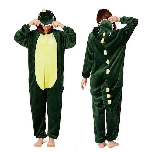 lexi__Hessi's tweet photo. @Holdonimgay son como estos trajes que son como pijamas de alguna cosa pero que son de cuerpo completo https://t.co/NAs9pneS4G