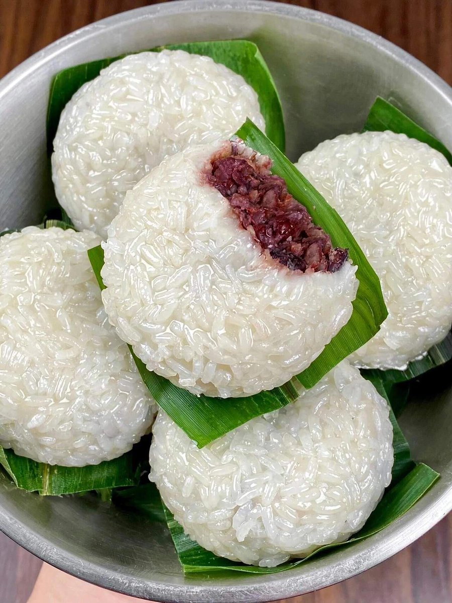 eferecepk's tweet photo. [This sticky glutinous rice bun is so soft and fluffy! 下糯攘的这款糯米包太好恰啦~] https://t.co/bbQgHEauyv