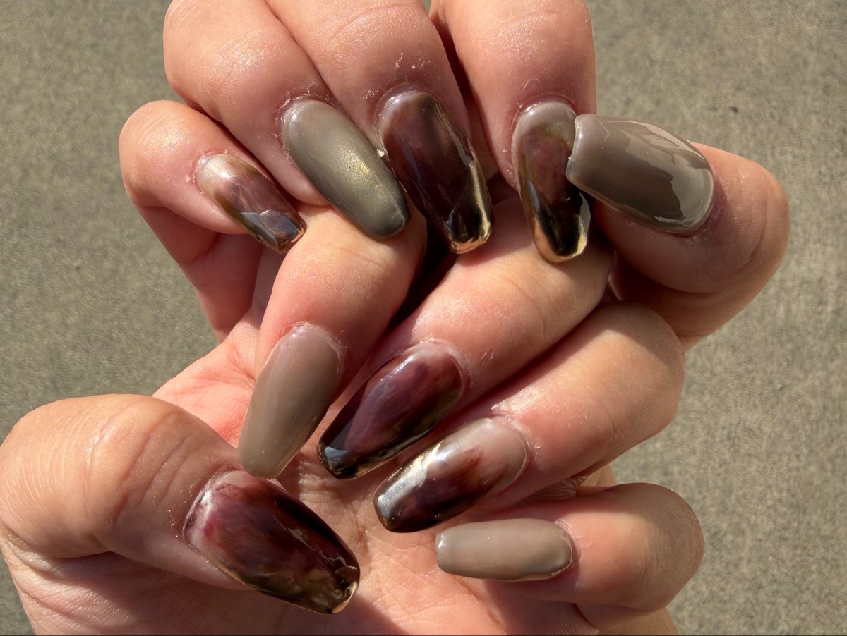 knt0627's tweet photo. 連休だから長さだししたネイル💅
いちじく風🍂 https://t.co/lCjqaN7sjp