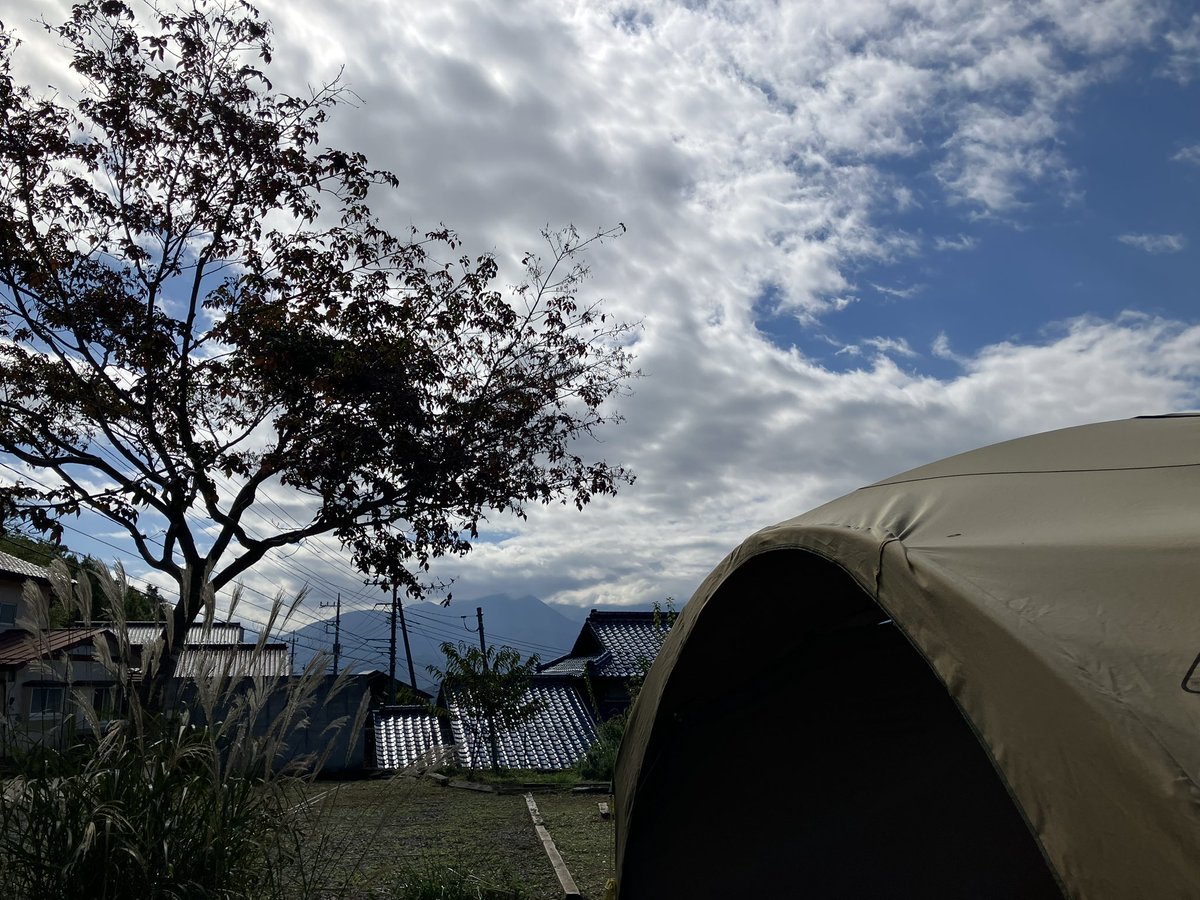 koinobori3's tweet photo. 10/15(木)
本日もよろしくお願いします。
製造開始の空！ https://t.co/a6lWf2tqVr