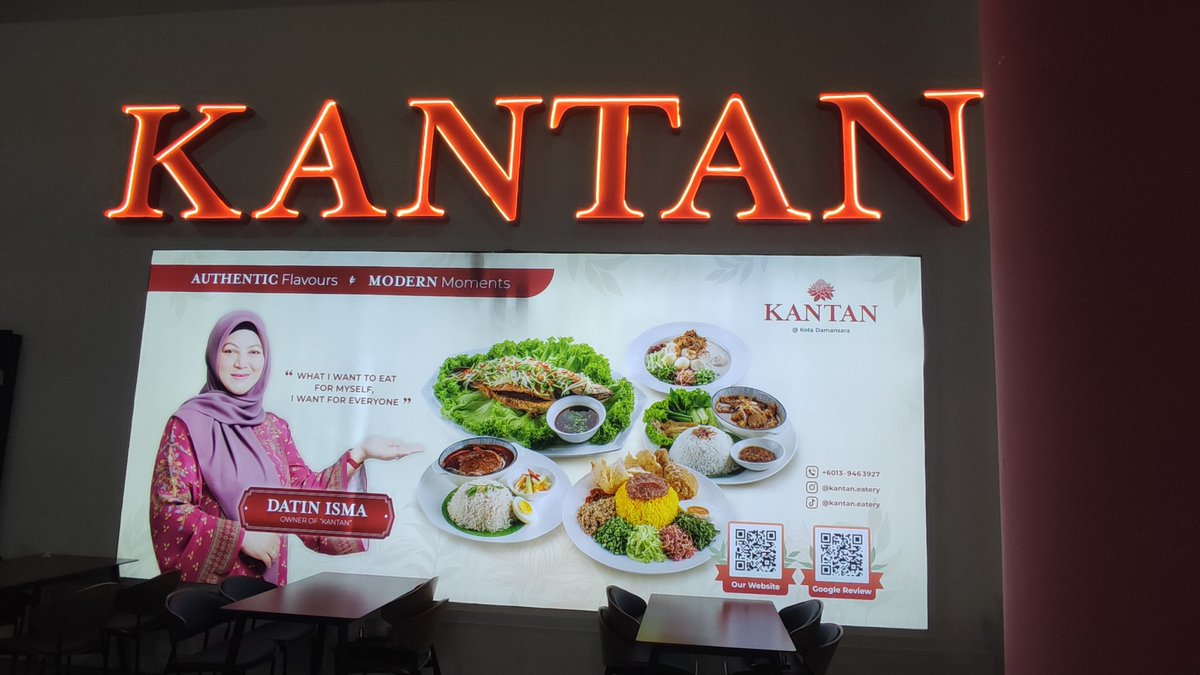 Davidxezqj's tweet photo. @annoyedmsian What about this? No Bahasa Melayu? https://t.co/cFaUWFn81S