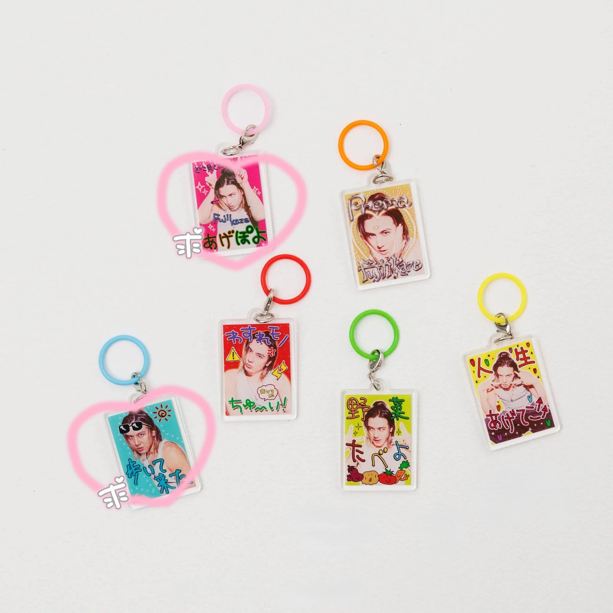 15blessed_love's tweet photo. 藤井風 Gyaru Kaze Charm 交換

【譲】野菜たべよ ×2
【求】あげぽよ 歩いて来た

🥕郵送交換希望
お心当たりの方はぜひリプ・DMお願いします🫶🏻 https://t.co/HfE8XKPNpb