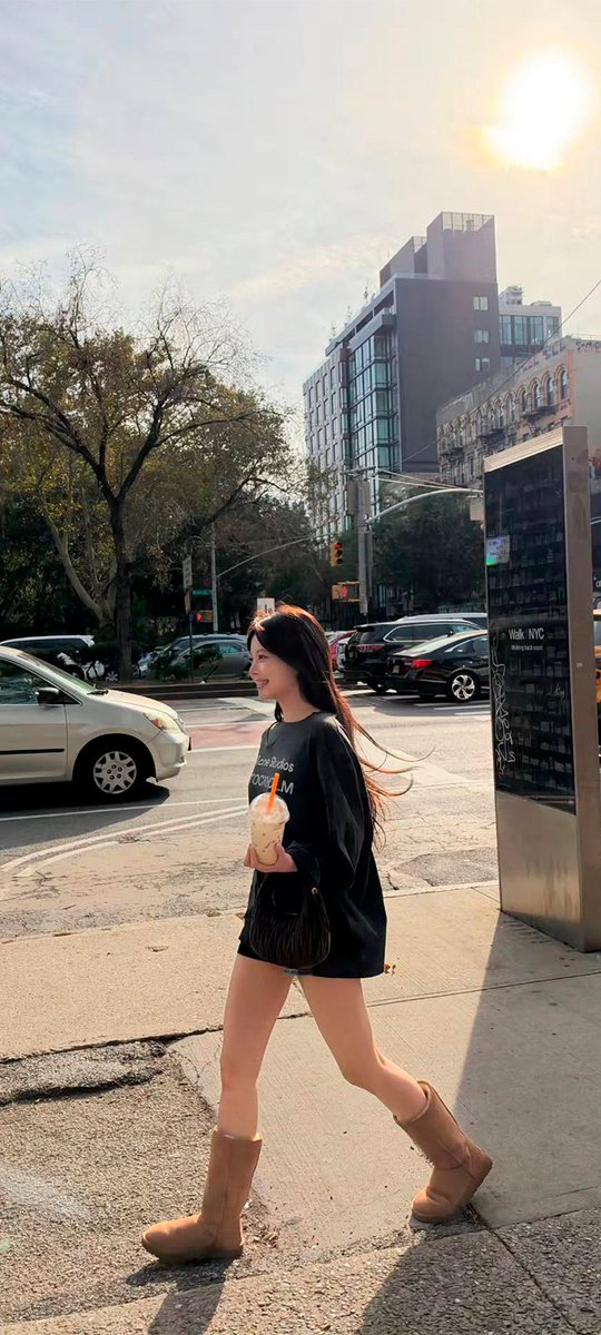 sserapapers's tweet photo. #EUNCHAE Instagram Update - #Wallpapers | #LockScreen

HQ: https://t.co/YRBODTljiE 

#LE_SSERAFIM #르세라핌 #HONGEUNCHAE #홍은채 (3 Posts) https://t.co/ytMfp9VAwz