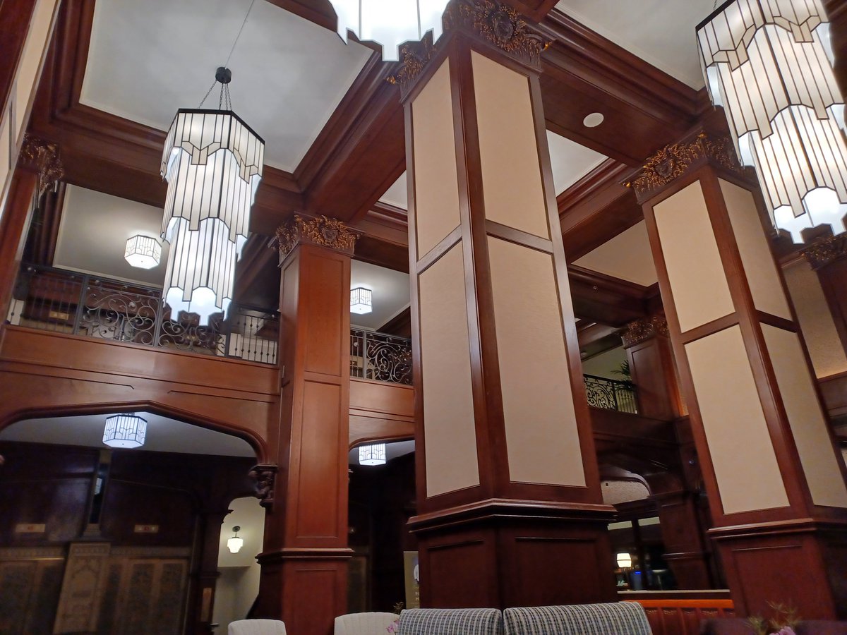 _raichus's tweet photo. hotel https://t.co/M0GTgEqUFa