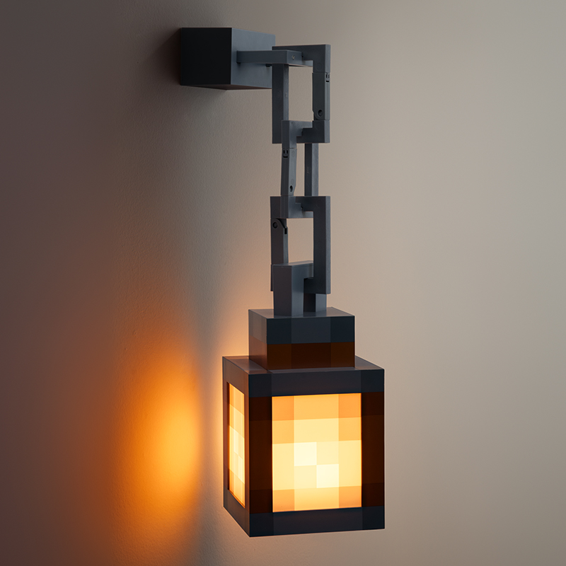 micrafanshop's tweet photo. 【本日から予約受付スタート‼️】

💡マインクラフト ランタンライト
ゲームでおなじみのランタンをリアルに再現！
卓上ライト＆壁掛けインテリア両方楽しめます✨

🥤メタルウォーターボトル（取っ手付き）
重要アイテムがぎっしり。持ち歩ける"マイクラ図鑑"のような一本です⚔️

👇ご予約・詳細はこちら
https://t.co/GTGpXX65zo

#マインクラフト #マイクラファンショップ