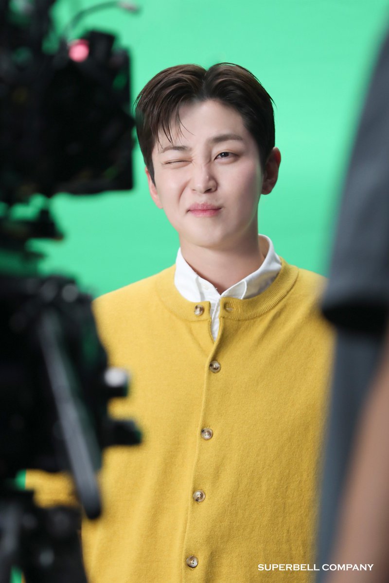 superbellcom's tweet photo. [🍀네이�� 블로그] #딘딘 은 모두닥 광고 찍고 흥딘이들은 그런 딘딘에게 반했닥

영앤리치 딘준표⭐ 부터 닥터 딘🩺 모먼트 뿜뿜한 모두닥 광고 현장으로 놀러오세요🎵🎶

아래 URL을 누르면 #슈퍼벨컴퍼니 네이버 블로그로 이동합니다
▶️https://t.co/PzjH0Vwyl2

#DINDIN #superbellcompany #SBC https://t.co/7U4oi1qZFJ