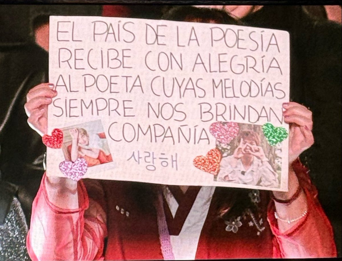 hoolitang's tweet photo. que hermoso este cartel que hicieron https://t.co/XeRPaBMpSD
