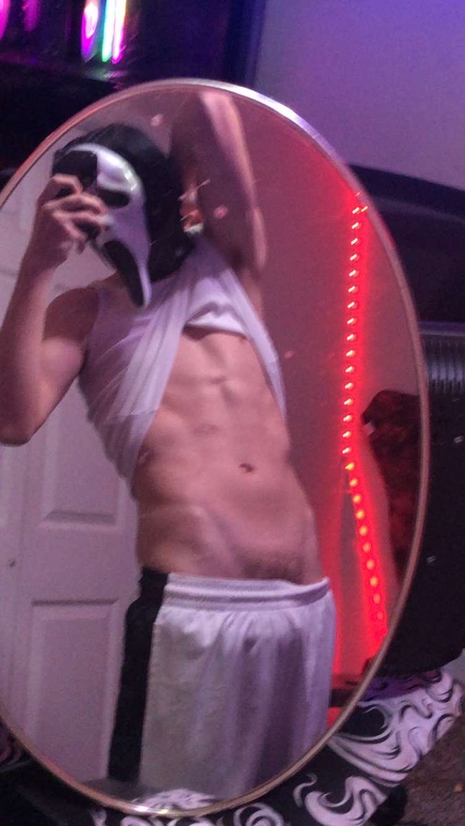 MrWhiteBoy05's tweet photo. just a little refresh for the new people, same guy, same energy.

21 | dominant | BWC content
new faces are welcome, but you’ll wanna stick around.
exclusive content on Fansly. come see what you’ve been missing.
#nsfwtwt #BWC #nsfw https://t.co/QXVnNb7d4l