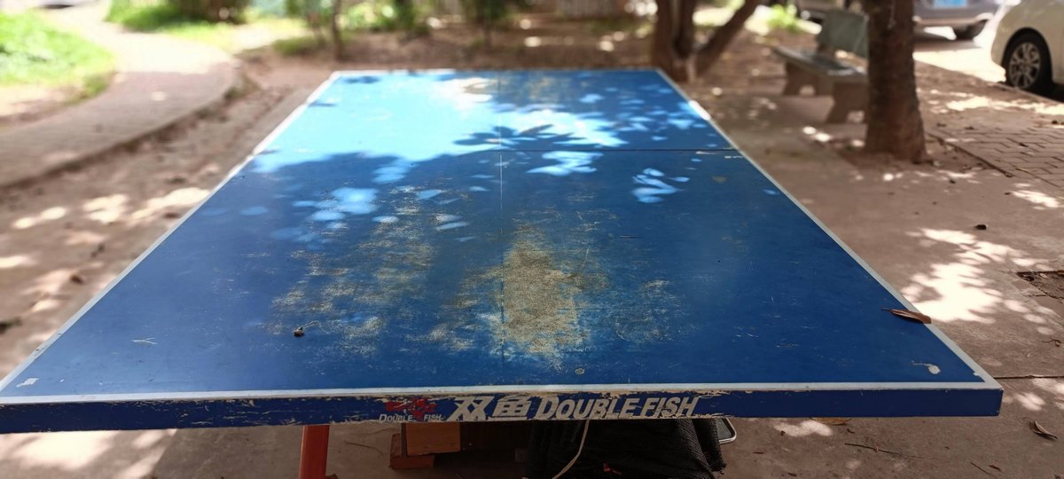 Badbrad9000's tweet photo. Bad ping pong play, broken table tennis court – messy end here! https://t.co/lEeGAGWROF