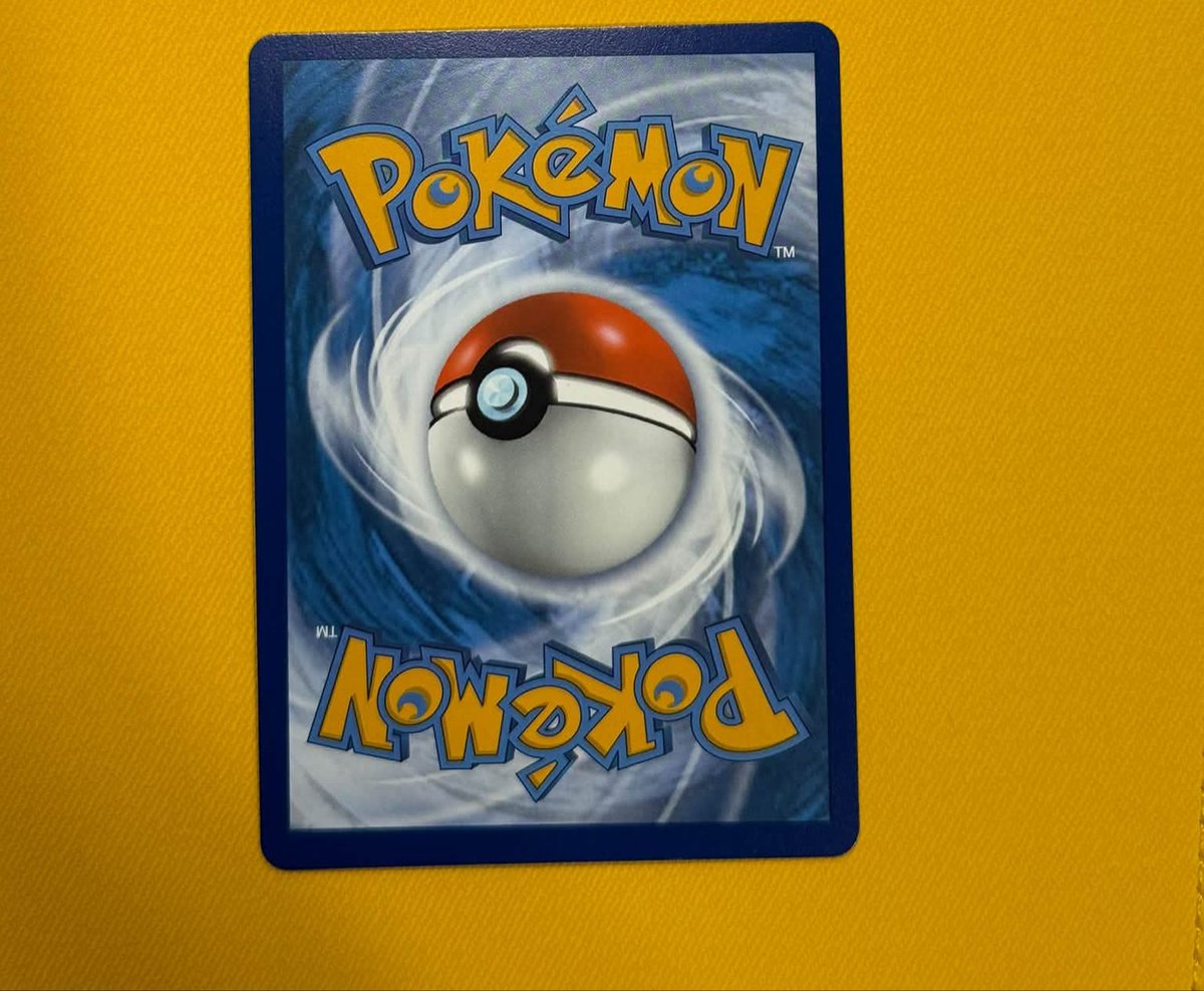 DavidAdamsmmo's tweet photo. LTS

Umbreon V - $380 shipped 
Can request more pics or  videos 🤝 https://t.co/OCWwqHc7Jp