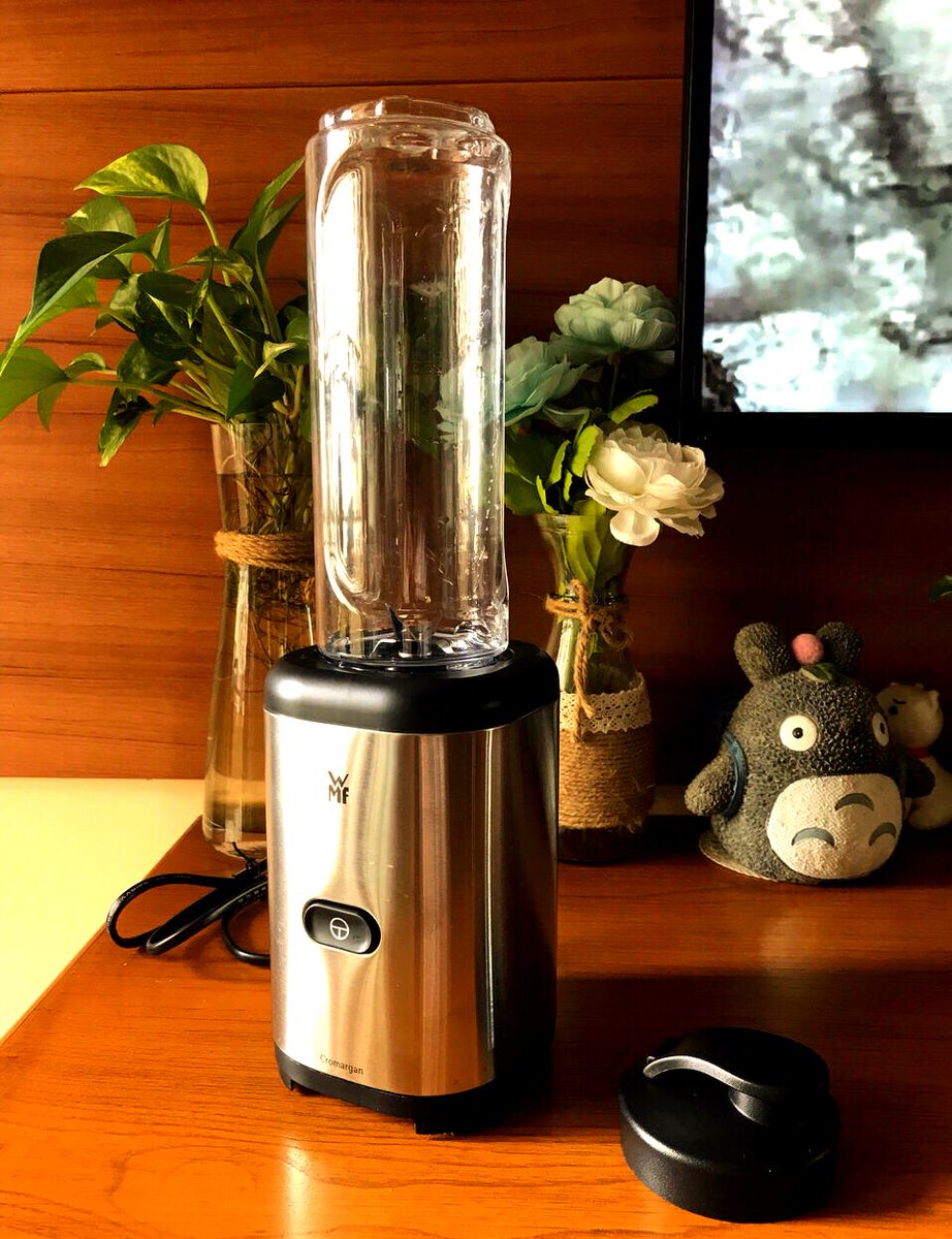 melodiacutie's tweet photo. Hey guys, today I checked the juicer, mixer, scale and the unique toy in the kitchen, all working perfectly! （注：将“矩计昂独”拆解对应为英文谐音/适配日常物品：juicer榨汁机、scale秤、mixer搅拌机、unique独特的，贴合日常场景）， https://t.co/o6UOKDyRk7