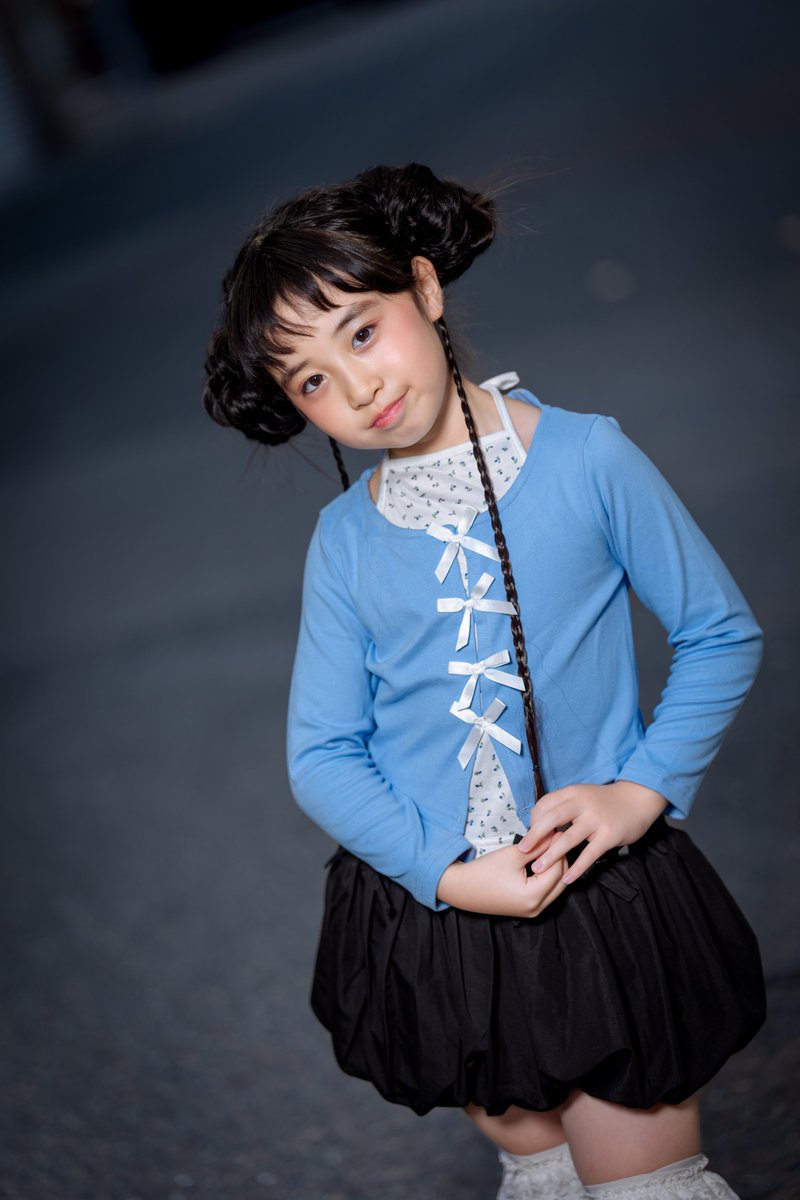 urraco1974's tweet photo. 暮れなずむ街の光と影のなか、ちーちゃん🦋

2026.10.12.
大阪市内
大阪アイドルパレードアフター撮影会

#ちーちゃん(JS3)
#ちーちゃん124cm (124.5~124.8cmらしい)
#PINKYROCKETS🚀 
@Chi_chanchan28 https://t.co/3LZe96NYDd