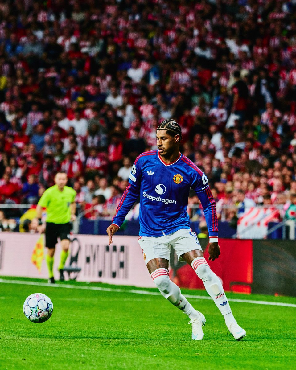 KelvinJ97911's tweet photo. This Man Utd team has been dead since the return of Rashford. The excitement among the players is gone — the energy and the vibes are gone — because of Rashford.

When I said this some months ago, Rashford's stans thought I was hating on him. Now players like Amad and Martinez are showing it too, because Rashford is done as a player for Man Utd, but the incompetent board and Carrick won't see it.

Carrick even said Rashford is like a new signing.