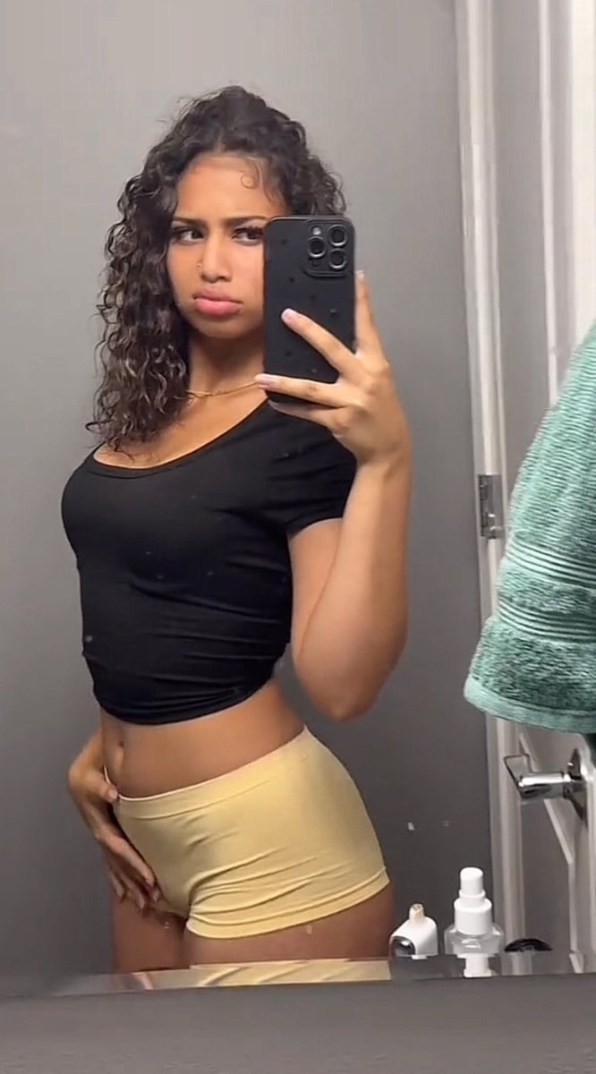 Alex_ghhy's tweet photo. Love it when cucks dm me their sluts to be posted #irl #cuck #expose #submission https://t.co/5fDbKGg7nj