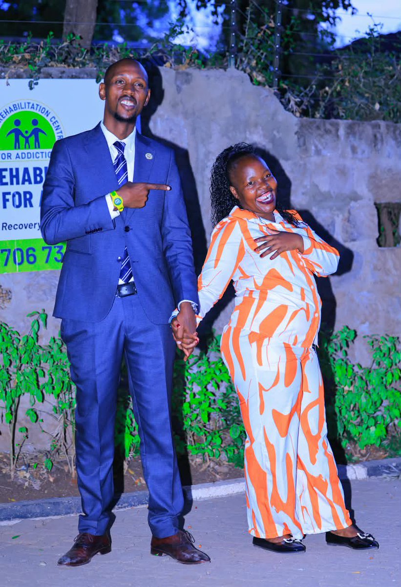 HonMosiria's tweet photo. MUOSHO MMOJA NA MOSIRIA !
Huyu nilimtoa kwa street akiwa Chokoraa as they call them . Nikampeleka Rapid Rehabilitation Centre for Addiction. Almost a year later you can see how transformed she is . Kama kuna mtu mungu amesaidia ni Huyu . Aliacha watoto rehab 7 years ago wakakua mama yao ni Kama alikufa . Pia alijaribu kujiua lakini Wapi , I rescued her . Ukiona wananitusi mumama ni juu nasaidia kina mama Kama Huyu . Lakini ni sawa tu Nitusi mumama bora mtu Amesaidika kuna shida kweli ?

NDIO MAANA SIOGOPI KUSEMA !

NAIROBI NI MORE SERIOUS NA GEOFFREY MOSIRIA !

SIRI NI MOSIRIA !

NAIROBI NI MOSIRIA ! 

Governor ni GEOFFREY MOSIRIA !