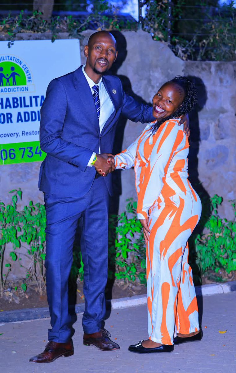 HonMosiria's tweet photo. MUOSHO MMOJA NA MOSIRIA !
Huyu nilimtoa kwa street akiwa Chokoraa as they call them . Nikampeleka Rapid Rehabilitation Centre for Addiction. Almost a year later you can see how transformed she is . Kama kuna mtu mungu amesaidia ni Huyu . Aliacha watoto rehab 7 years ago wakakua mama yao ni Kama alikufa . Pia alijaribu kujiua lakini Wapi , I rescued her . Ukiona wananitusi mumama ni juu nasaidia kina mama Kama Huyu . Lakini ni sawa tu Nitusi mumama bora mtu Amesaidika kuna shida kweli ?

NDIO MAANA SIOGOPI KUSEMA !

NAIROBI NI MORE SERIOUS NA GEOFFREY MOSIRIA !

SIRI NI MOSIRIA !

NAIROBI NI MOSIRIA ! 

Governor ni GEOFFREY MOSIRIA !