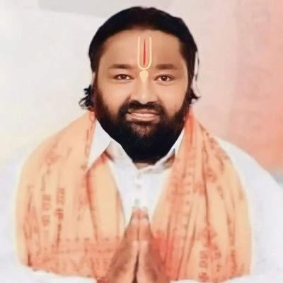 HippoKrrish's tweet photo. @Rajput_Ramesh maderchod mirror dekh le https://t.co/2AO9nWoS2r