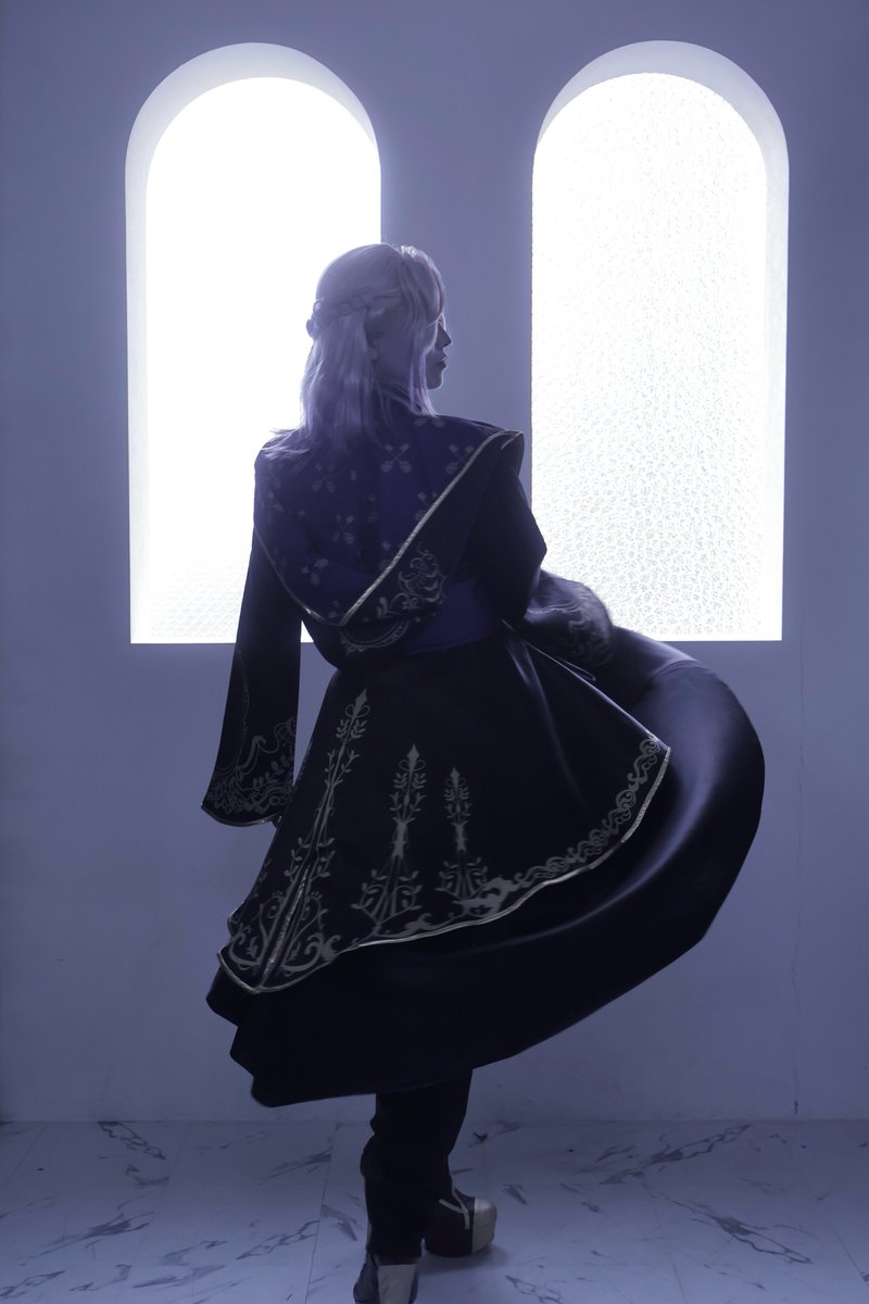 pac_amino_2's tweet photo. cosplay. 再掲

𝖁𝖎𝖑 𝕾𝖈𝖍𝖔𝖊𝖓𝖍𝖊𝖎𝖙 https://t.co/X54xUWdUZm