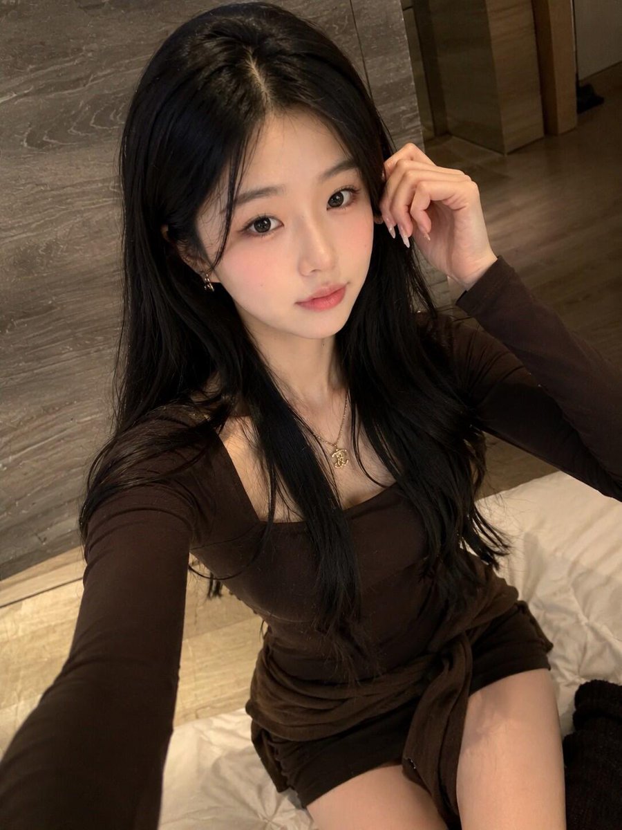 HavaSuleyman's tweet photo. 04女大在青岛哟，一直好奇高潮是什么感觉
#女大
#青岛 https://t.co/u5CzdPLTA4