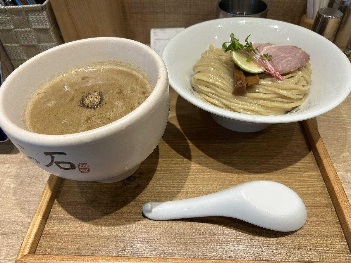 PrincessHARUKA's tweet photo. 春歌のぼっち飯 https://t.co/ctzFWfcZQl