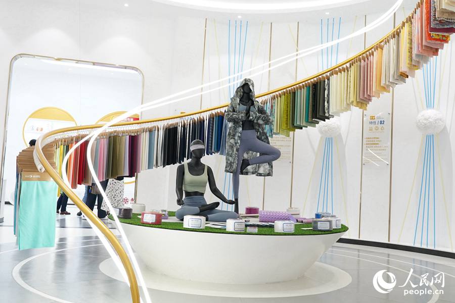 flamesong2's tweet photo. Looking for high-quality fabrics We’re offering a trial shipping on our new linen blends! Don’t miss this chance to test them out. https://t.co/Gz1hRqRT0F