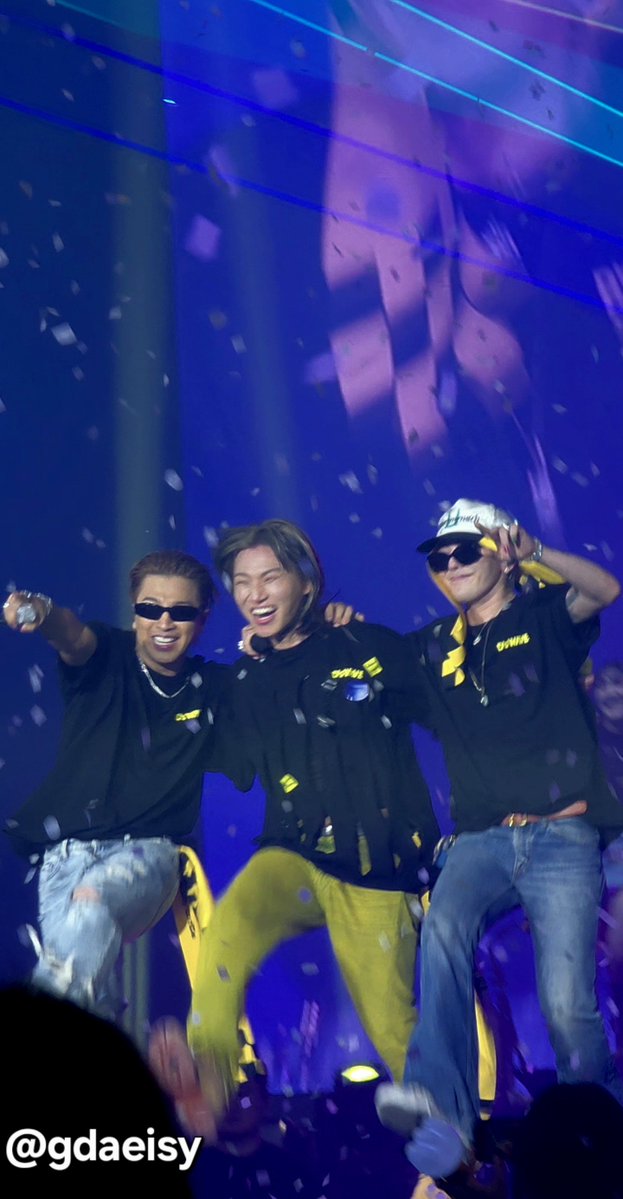 gdaeisy's tweet photo. 돌고래밥~☘️

#BIGBANG #2026MAMAVOTE https://t.co/C9yuhovQfb