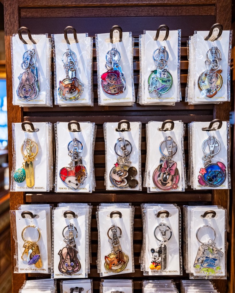MezzoMikiD's tweet photo. ベイマックス＆モチ！
東京ディズニーランド&amp;シー
『ベイマックス』キーチェーン
本日10月15日発売☆
https://t.co/np3dPht84F https://t.co/2QUdMySFR5