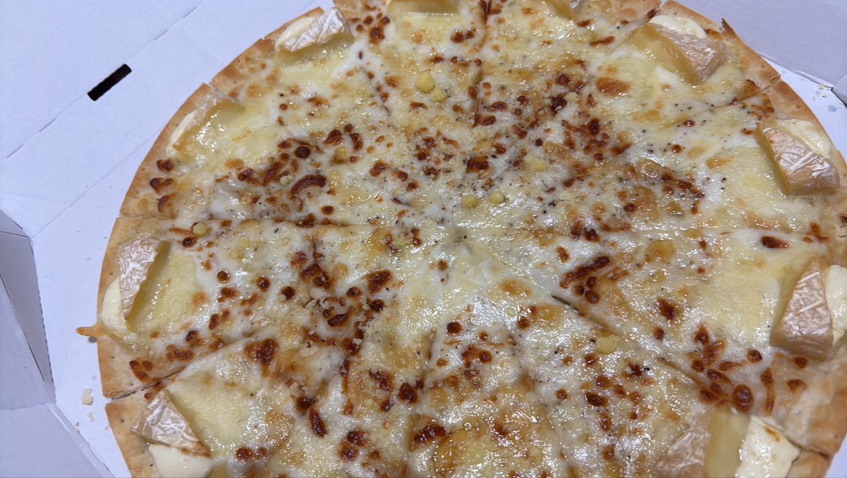 tautau0226's tweet photo. 今日はピザハット！ https://t.co/R3ruAUnWob