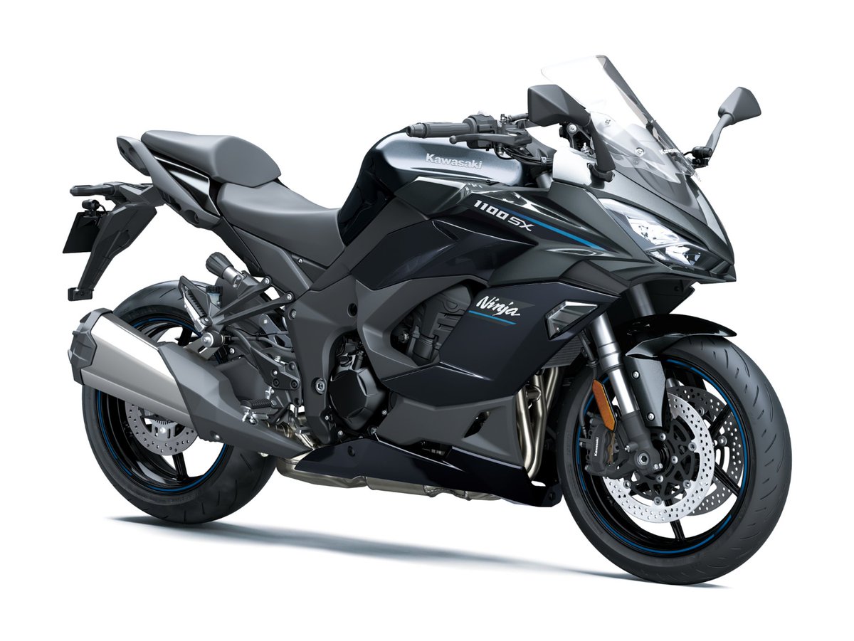 Kawasaki_JPN's tweet photo. 2027年モデル発表！発売日:2026年11月14日(土)
Ninja 1100SX 【NEWカラー】
Ninja 1100SX SE【NEWカラー】

▼詳しくは製品ページをご覧ください▼
https://t.co/1Pj7JGWyOl

▼カタログ請求予約はこちら▼
https://t.co/eUd6LlX6Mo

#カワサキ #Ninja1100SX #Ninja1100SXSE https://t.co/V7bNoisNST