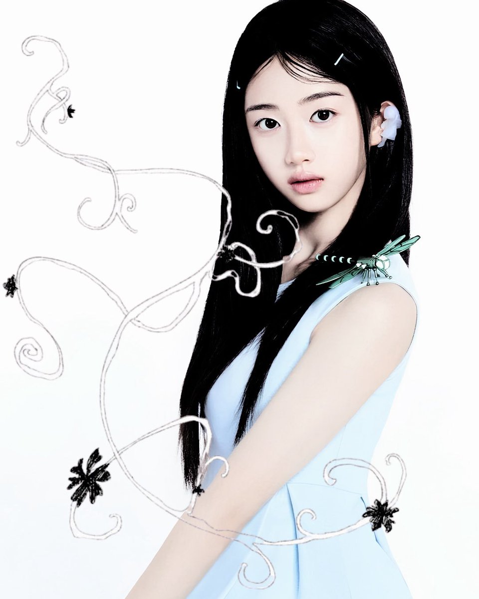 ayuhne's tweet photo. somewhere between a cloud and a #fairytale, there sits a girl in blue, collecting little wishes and chasing (d.)reams only she can see. “oh, would you like to know what i’m dreaming about?” well, that’s a little secret between me and the stars, so keep it safe. 🪽 https://t.co/ucVOV8Am08