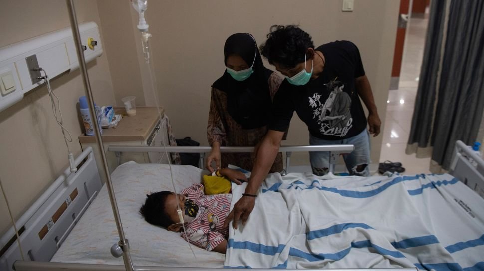 LambeSahamjja's tweet photo. just info 
kemenkes mencatat 277.075 kasus ispa akibat karhutla 

62.400 kasus (22,5 persen) adalah bayi dan balita 

SEKALI LAGI 62.400 ADALAH BAYI DAN BALITA 

SEKALI LAGI 62.400 ADALAH BAYI DAN BALITA https://t.co/fyzD9PImPC