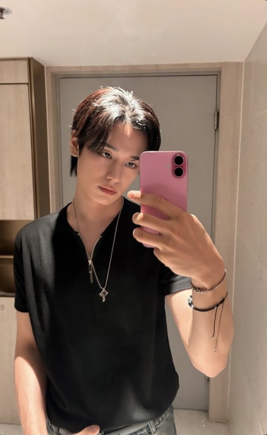 leejycat's tweet photo. https://t.co/euUGoAbYSL