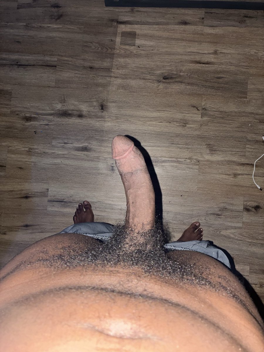 DekayosR's tweet photo. Who wanna suck it #memphisfreaks #memphis https://t.co/Ll5eDblvIJ