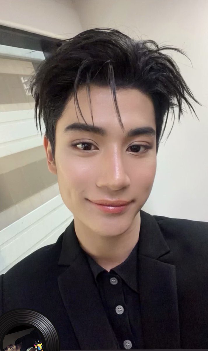 babyyhaneul_'s tweet photo. วานนี้พี่ธีจากแม่อ้อมน้วยยย พี่ธีแถมจุ๊บนางฟ้า🧚🏻‍♀️🪽#ongsacelcius https://t.co/dmfG467qow