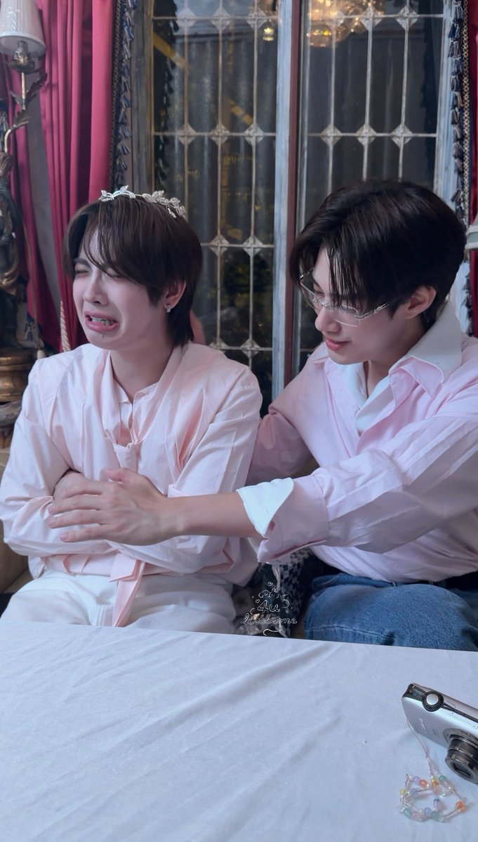 4ulittleone's tweet photo. ใส่แว่นมาง้อแค่เธออ่ะ🥺 https://t.co/PF3Jz2OHgz