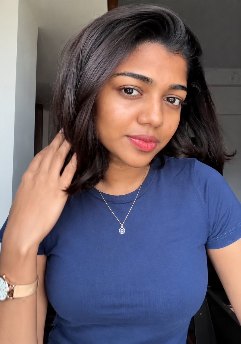 Mavrickiyeb's tweet photo. Chii ivala… cringe nu solinu iruntha pasanga elam ipo ahh amalaahh amala analaa nu moan panni kai adikurathu matum ilama ipola iva pics ah pathu kunja sapparanunga.. enava irukum? https://t.co/CgPOF1ot7b