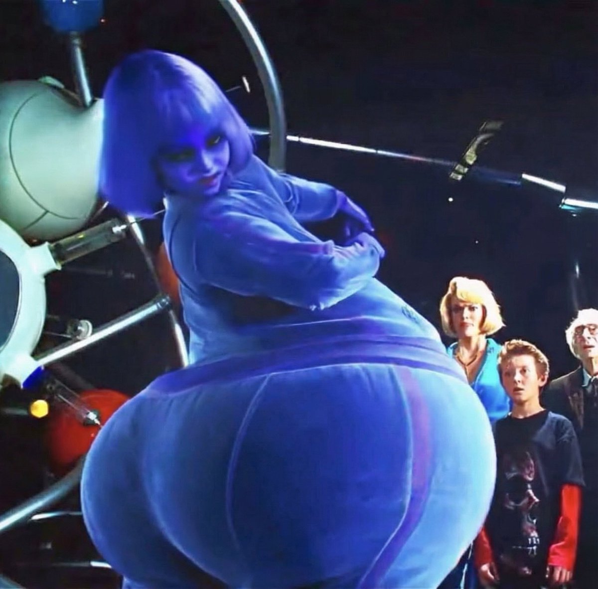 Magic_man_star's tweet photo. I have a Violet bearugarde discord server, if you want to join, just leave a message or a comment 🙏🏻, and probably I'll invite you.

#blueberry #inflation #violetbeauregarde https://t.co/qhZkDipOiU