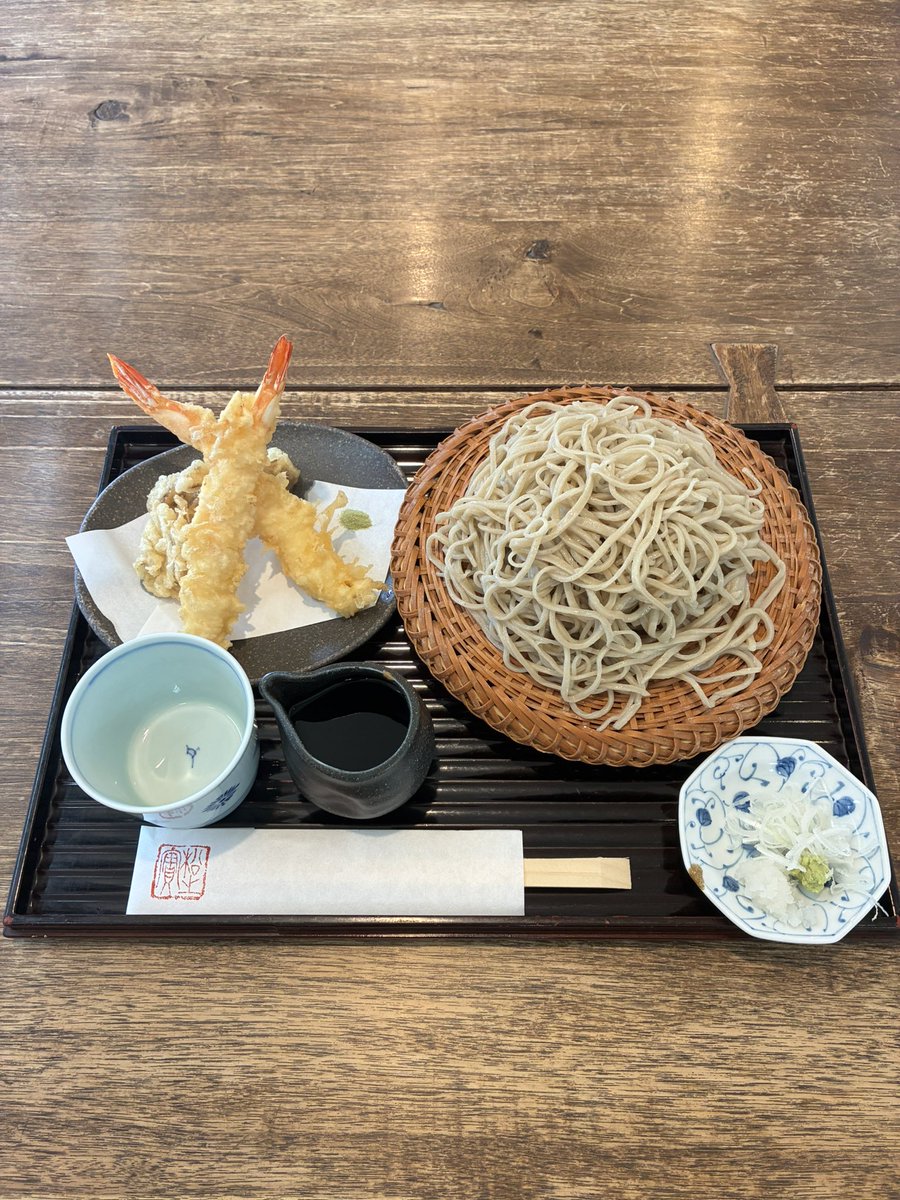 SpiceOdyssey99's tweet photo. 松の實
海老天せいろ
札幌そば https://t.co/hZ8GkGCrA1