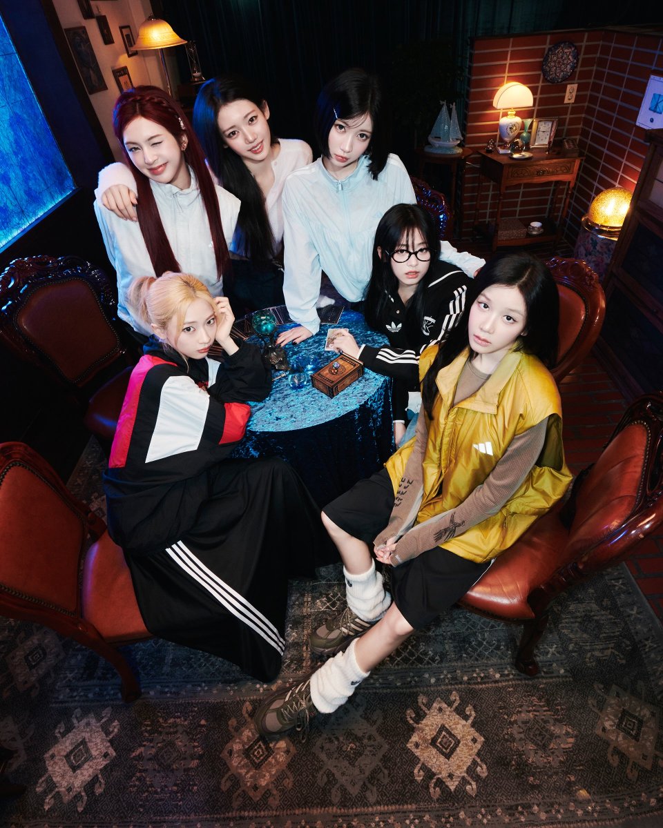 Ahyeot's tweet photo. @babymonsuer @Leerore @masaenami @ernmiasa 🃏🏷️ / gathered around our mystical little world, finding endless joy in these cozy, dreamlike nights with my girls. through every laugh, shared gaze, and magical moment together, we are proudly forging our own path, proving we write our own destiny! 🪑👑 https://t.co/3Omm2IJSwG