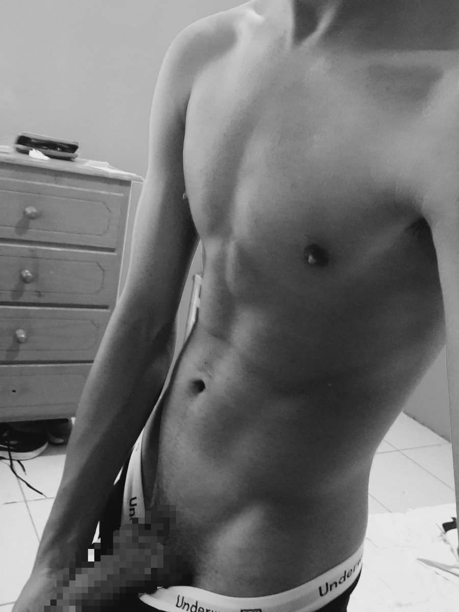 xtraxs18104's tweet photo. Comparamos por ig??📸🔞🔞

https://t.co/HjmENQpOWH https://t.co/v3sU3kv7XL