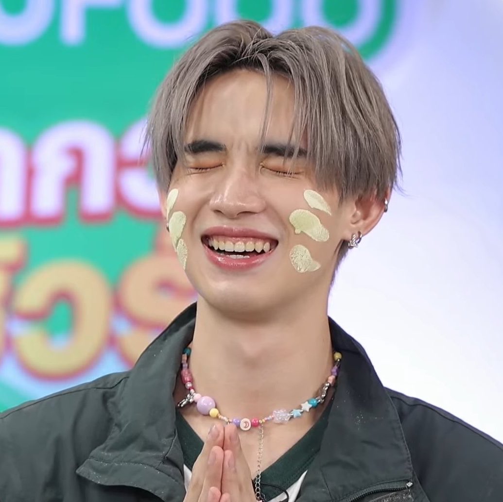 stxxrieluvsu's tweet photo. It’s Hongtoberrrr 🍦 https://t.co/XHlYQX6gcs
