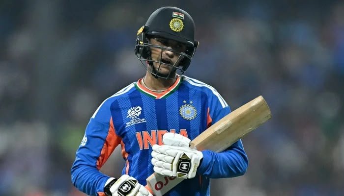 SamaatNews's tweet photo. *🚨 ABHISHEK SHARMA WHEN INDIA CHASING 200+ TOTAL:*
vs South Africa: 17 (8)
vs New Zealand: 0 (1)
vs New Zealand: 0 (1)
vs England: 10 (7)
vs England: 3 (5)
vs West Indies: 29 (24)
Total Runs: 59
Total Balls: 46
Average: 9.83
Strike Rate: 128.26 https://t.co/fiyhxnM9Zy