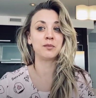 KaleyCuocod0's tweet photo. Next month is my birthday what are you going to give me for my birthday gift 🎁 https://t.co/WXlLtX53uZ