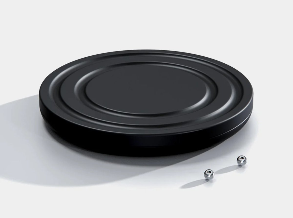 kursorslv's tweet photo. Minimālistiskais “Orbit” pulksteņa koncepts ļauj fiziski noņemt tā stundu un minūšu rādītājus https://t.co/aRv34KxILa https://t.co/jjHoLutyni