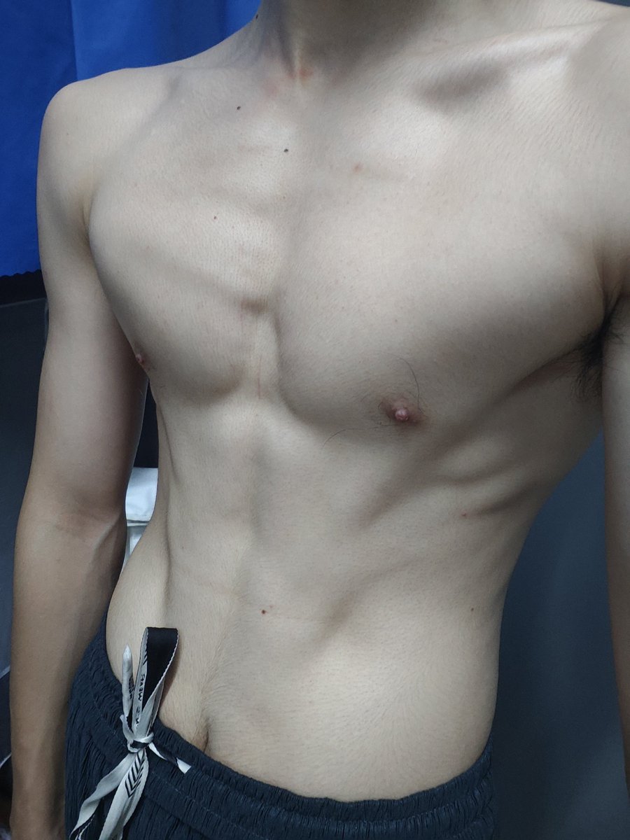 Ethanmbub's tweet photo. 这个月还是处男
#腹肌 #薄肌 #白皮 #男大 https://t.co/auGXUK9onZ