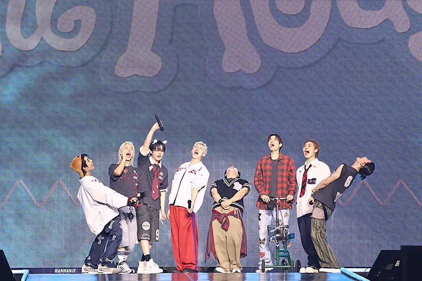 molkky75's tweet photo. straykids頑張れ✨
#2026MAMAVOTE  #straykids https://t.co/3AqECFnT72