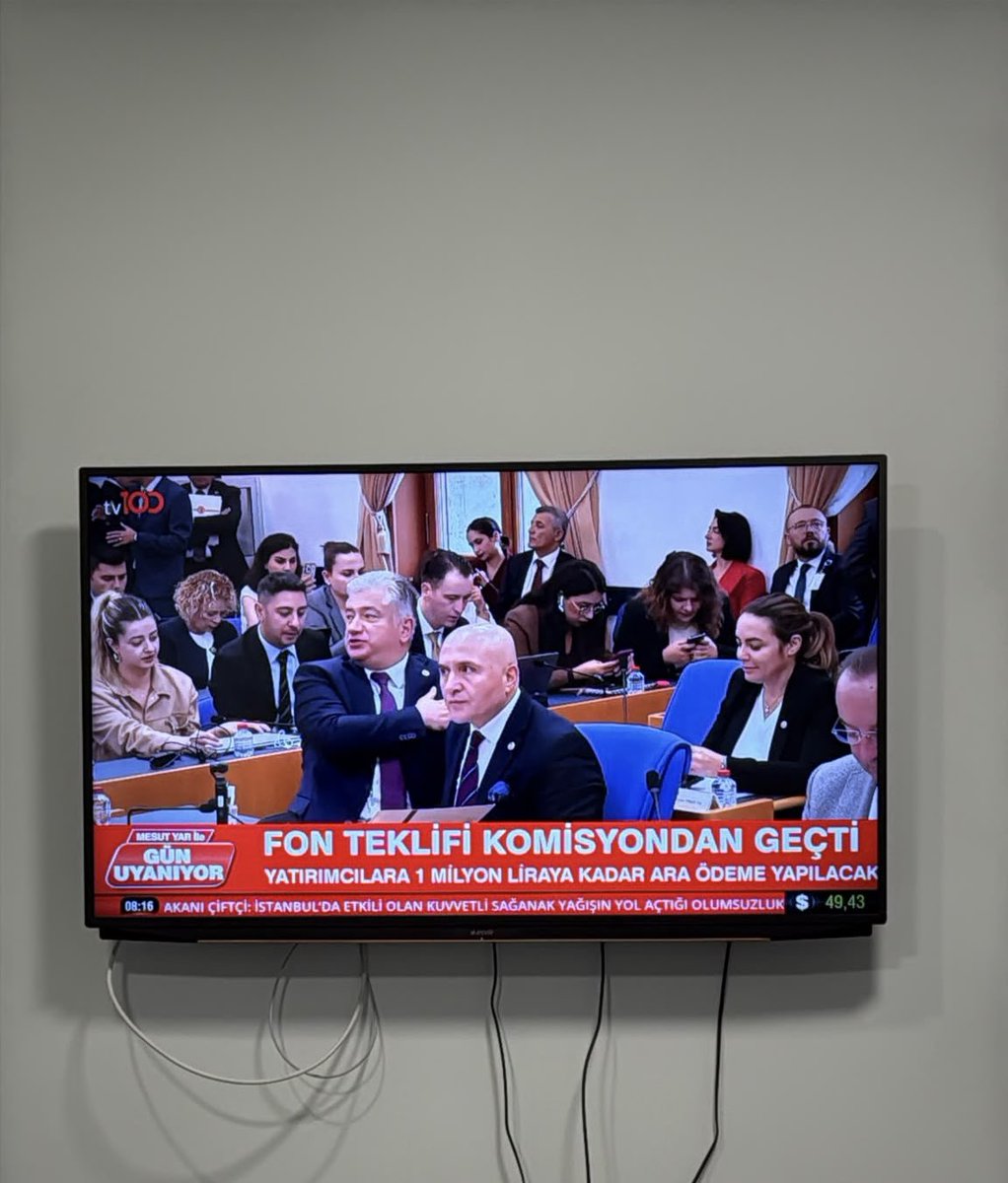 beyaz_yaka_flex's tweet photo. Bu süreçte haber kanalları öyle haber yapıyorki. İnsanlar beni arayıp hayırlı olsun paran yatmış diyor… 

Şu habere bak net yatırım tutarından bir haber. Serbest ve Hisse yoğun fonlar bu kadar alamıyacak belli bu…

Haberlerle algı yapılıyor Hiç bilmeyen insanlara da anlatmak lazım….